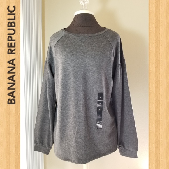 Banana Republic Sweaters - Banana Republic NWT Women's Sweater in Color Grey